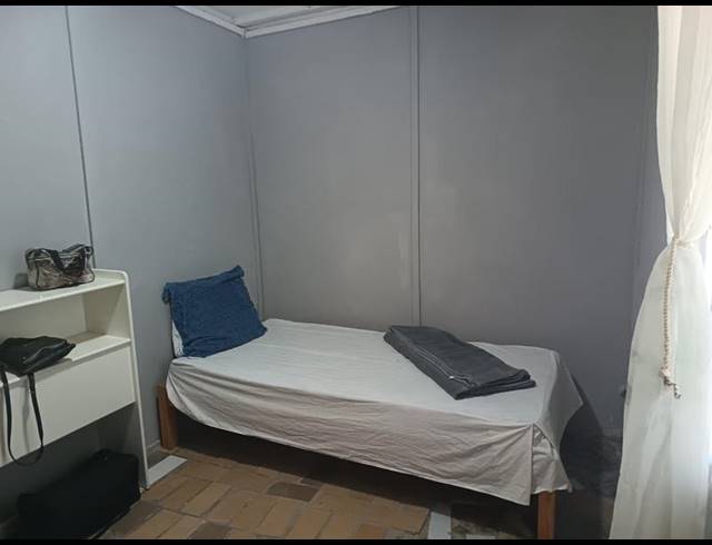 2 BEDROOM HOUSE FOR SALE IN THERONVILLE